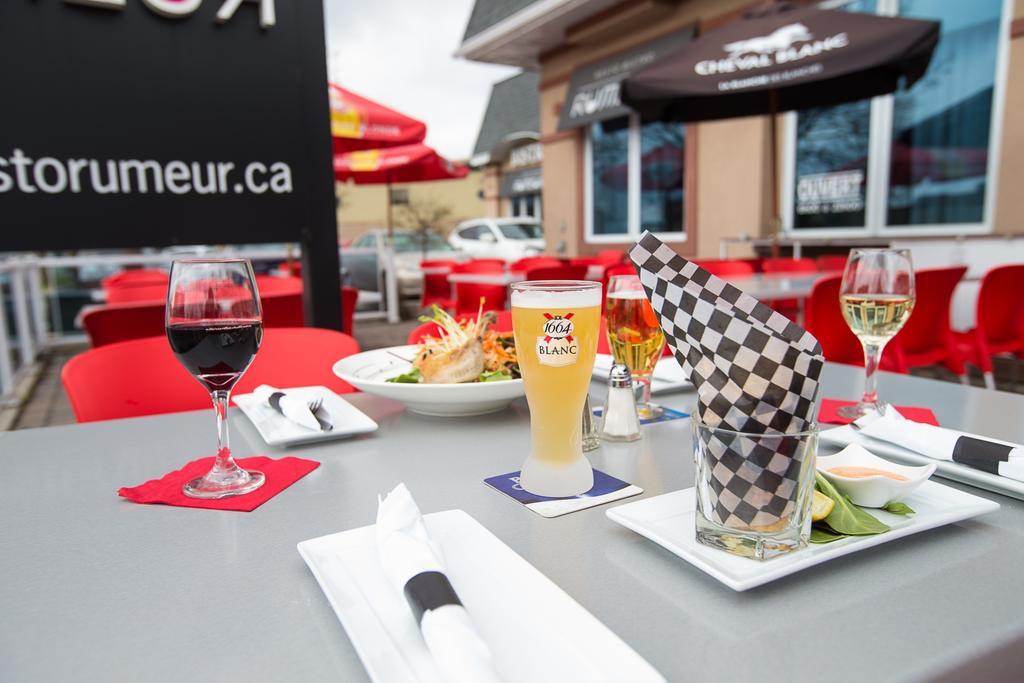 Hotel V Gatineau Kültér fotó